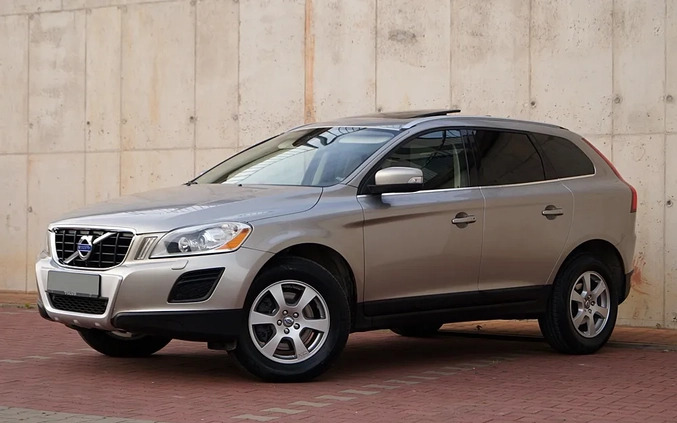 Volvo XC 60 cena 54999 przebieg: 156300, rok produkcji 2012 z Starachowice małe 781